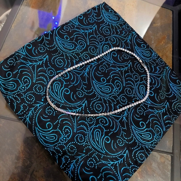 Tennis Necklace 4mm x 45cm - Picture 3 of 9